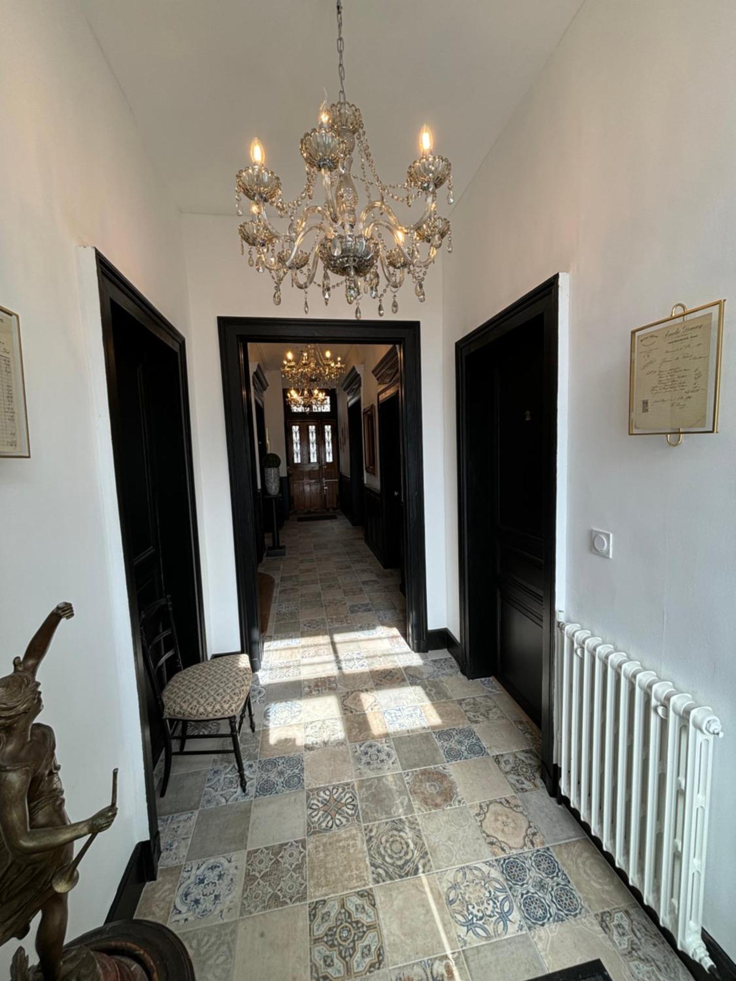 Maison A La Guitarde - Hotel Particulier Hippolyte Chateauroux Bagian luar foto