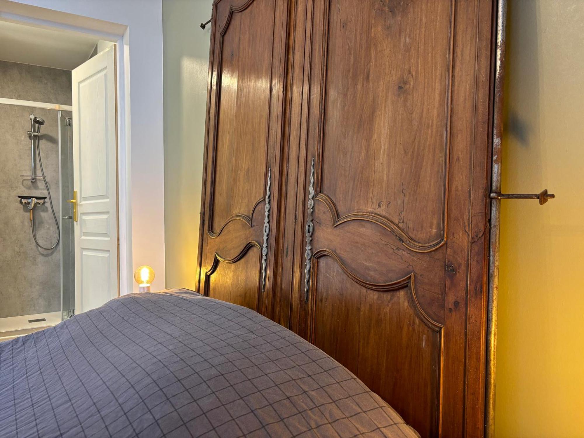 Maison A La Guitarde - Hotel Particulier Hippolyte Chateauroux Bagian luar foto